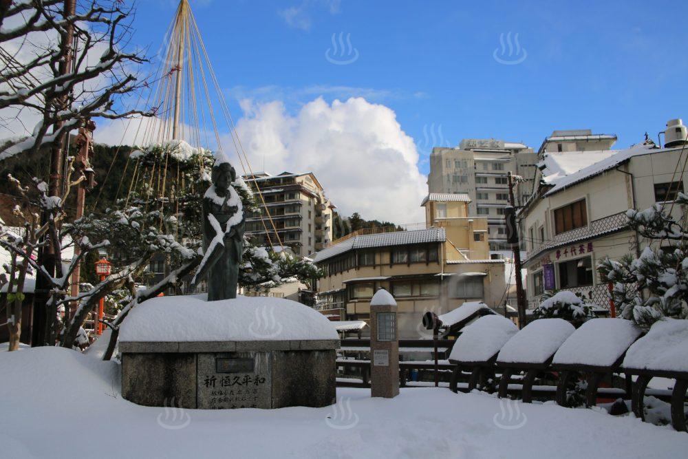 湯村温泉　夢千代像