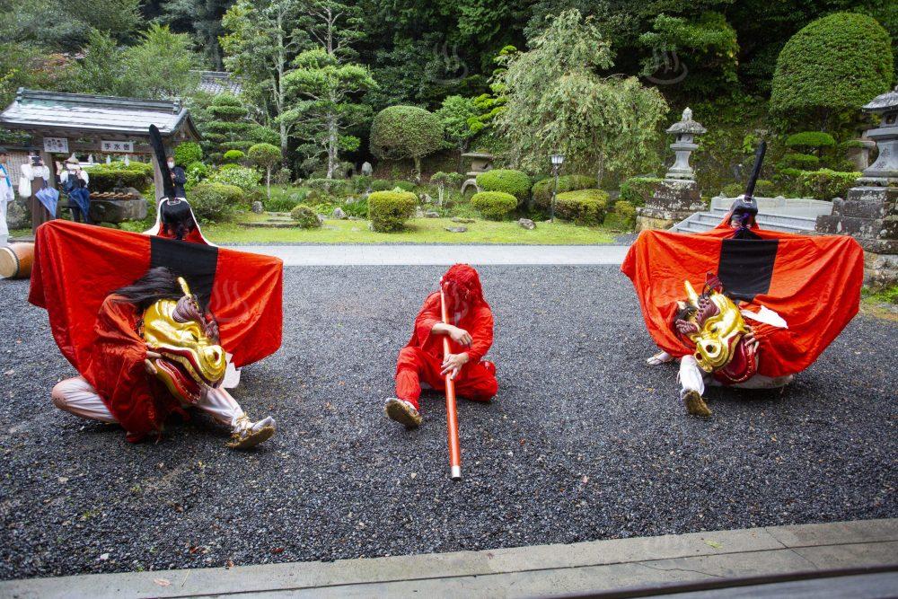 宇都野神社麒麟獅子舞