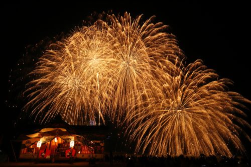 浜坂ふるさと夏祭り花火大会