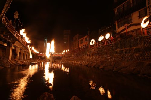 湯村の火祭り