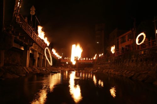 湯村の火祭り