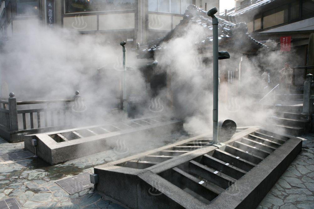 荒湯（湯村温泉の源泉）