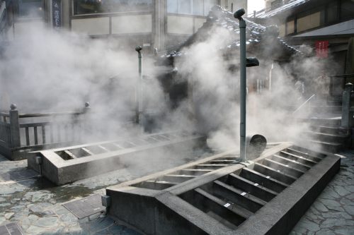 荒湯（湯村温泉の源泉）