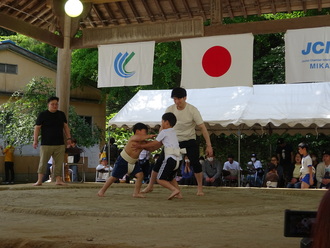 小学生の対戦　