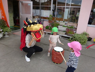 麒麟獅子舞の太鼓が上手