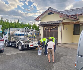 給水活動の様子④