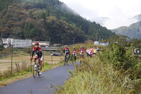 ボランティアで自転車同好会のみなさまが先導してくださいます。