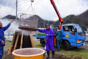 大釜による「釜揚げ」