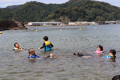 背浮き体験