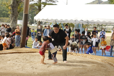 ちびっこすもう大会