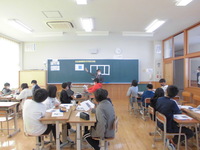 浜坂北小学校児童体験授業(数学)