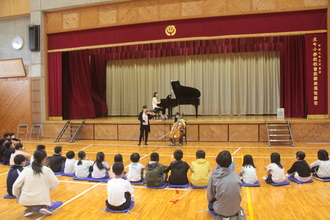 浜坂東小学校