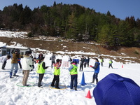 雪玉でストラックアウト