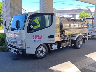 給水車