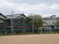 浜坂北小学校のみなさんへ　グラウンドのブランコ、サッカーゴールみんなの声がする日が早く来ますように　
